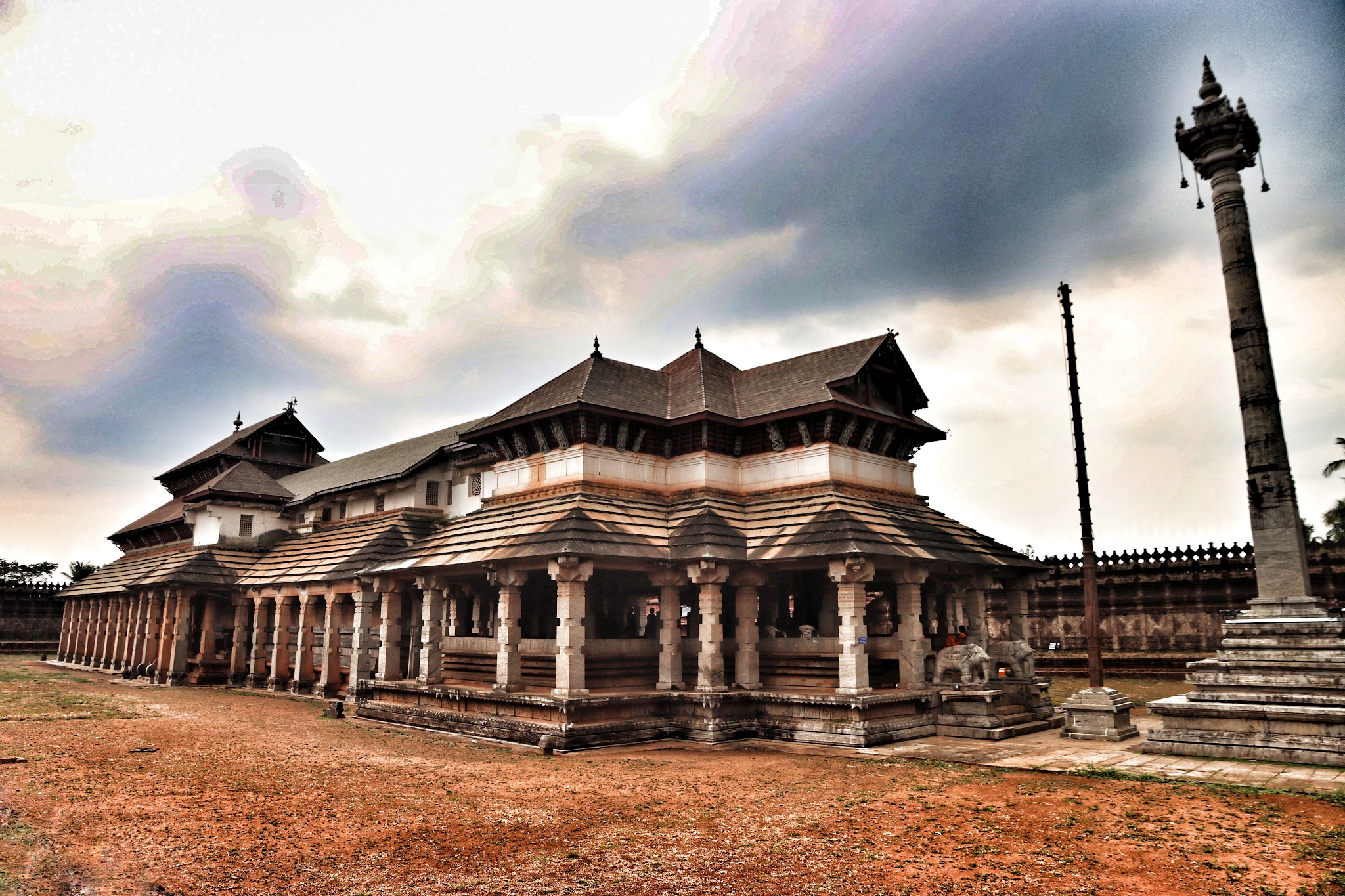 Thousand Pillar Temple, Moodbidri