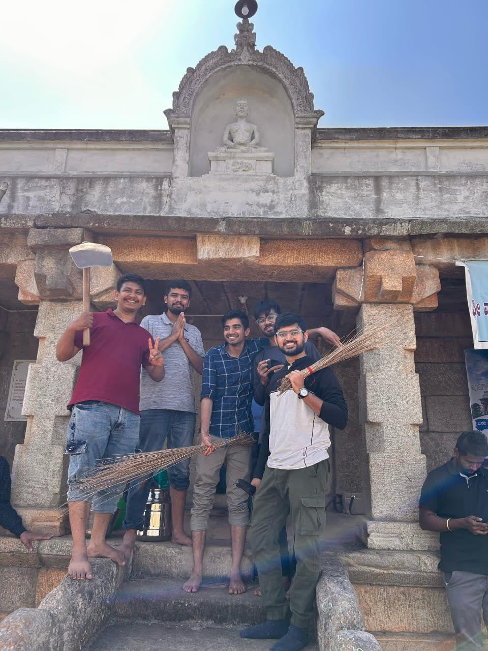 Shri Adinatha Digambara Jaina Basadi (Anivalu)